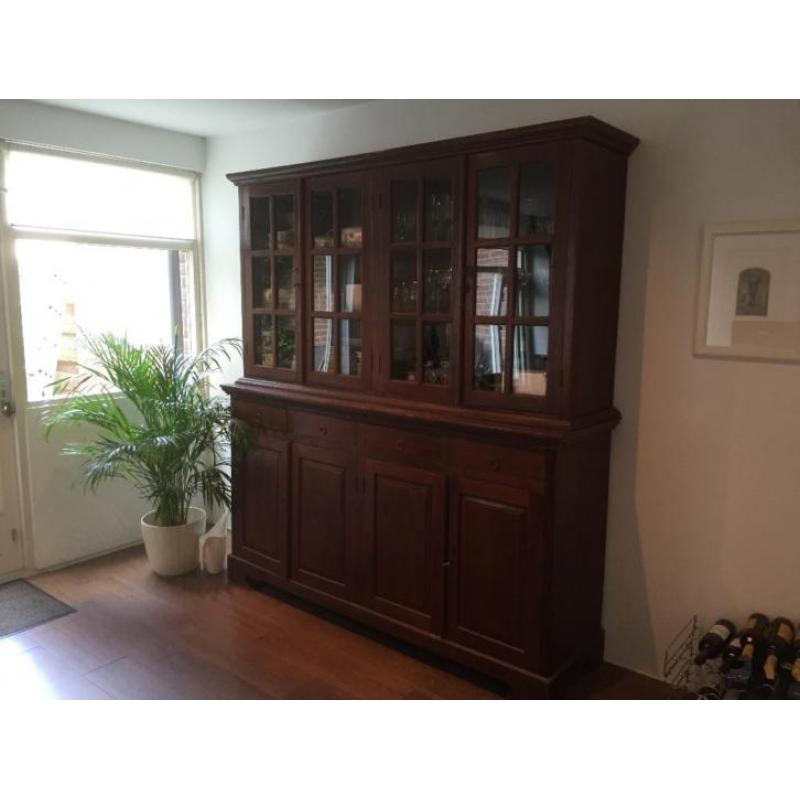 Teakhouten buffetkast