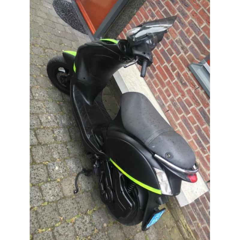 Zip 2000 4 takt snor !!