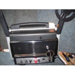 super 8mm film projector--chinon--