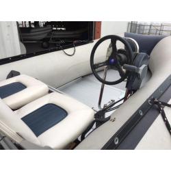 Yam 400S Rubberboot compleet met Yamaha 25 pk elektr.start.