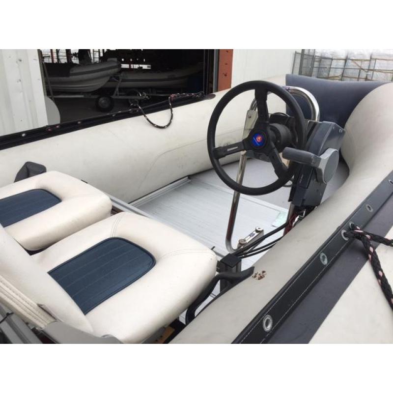 Yam 400S Rubberboot compleet met Yamaha 25 pk elektr.start.