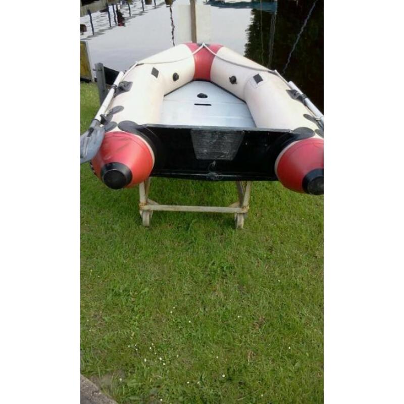 Lodestar 230 met yamaha malta