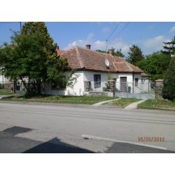 vrijstaand huis in Bazsi/ Hongarije