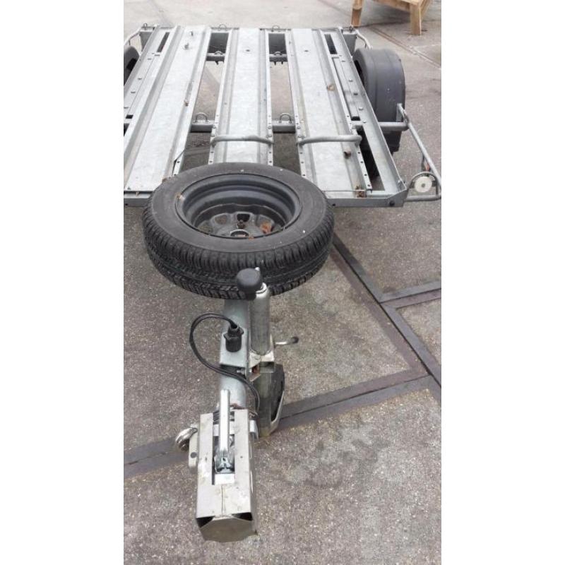 motor aanhanger/transporter GEREMD EN ONGEREMD.