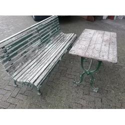 Antieke Tuinbank en tafel