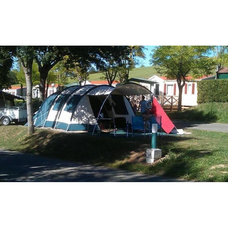 Tent (tunnel)