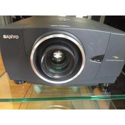 Sanyo HD pro wide, professionele multiverse beamer