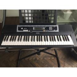 Yamaha Keyboard incl standaard