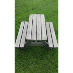 Kinder picknicktafel