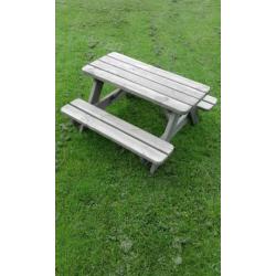 Kinder picknicktafel