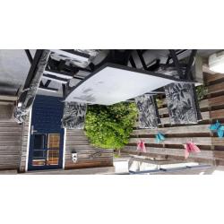 Antraciet tuinset (tafel, 5 stoelen + kussens )