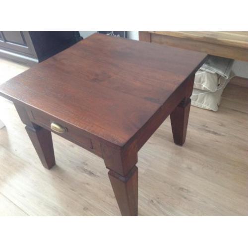In nieuwstaat!! Mooie teak koloniaal kleur salon/hoektafel