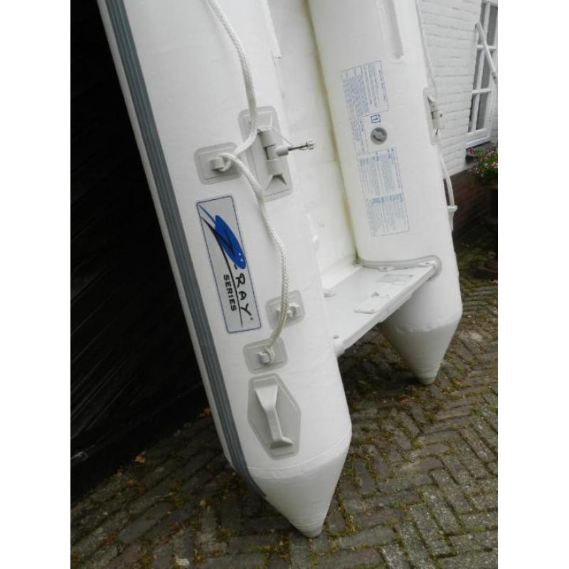 witte Z-Ray 300, bj 2008, nette staat