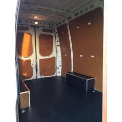 IVECO DAILY 35S17 met 8-traps automaat en luchtvering