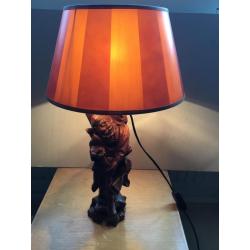 Prachtige schemerlamp met chinees houtsnijwerk
