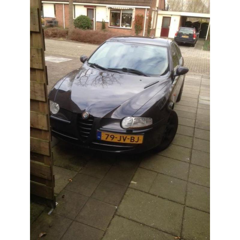 Alfa Romeo Alfa-147 2.0 T.spark 16V Selespeed 5DR 2002 Zwart