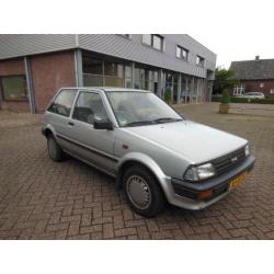 Toyota Starlet 1.3 XL ZO MEE, VOOR LOOP OF SLOOP ( CROSS ) €