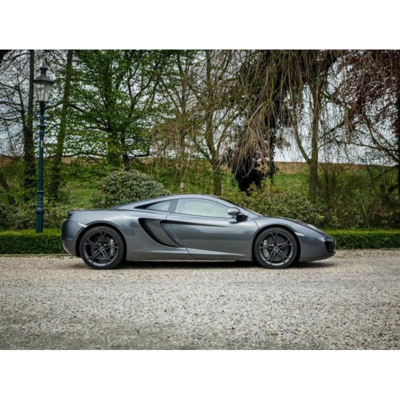 McLaren MP4-12C 3.8 (bj 2011, automaat)