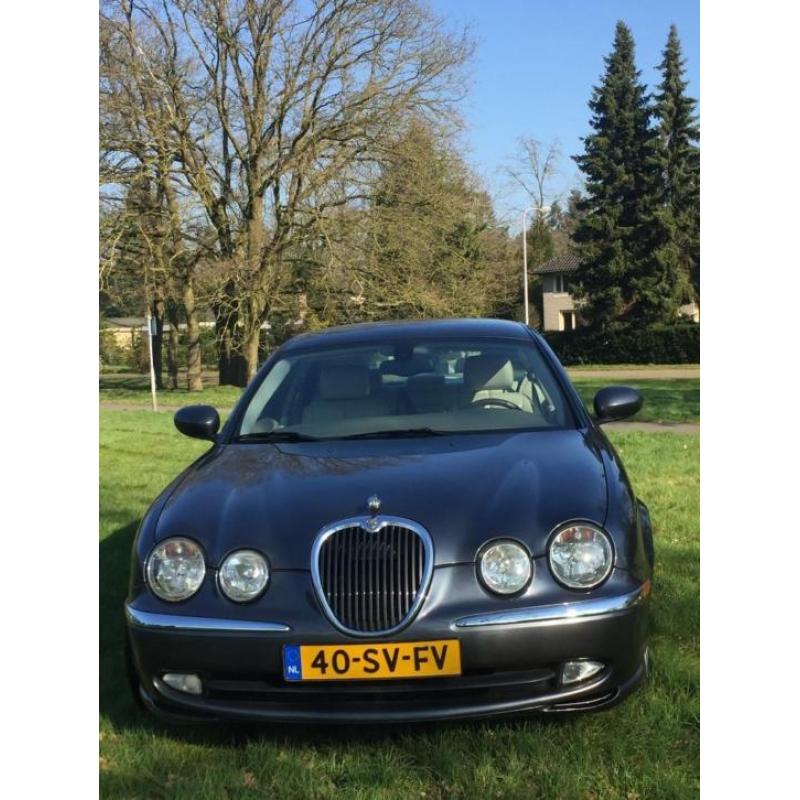 Jaguar S-Type 2.5 V6 Executive AUT 2003