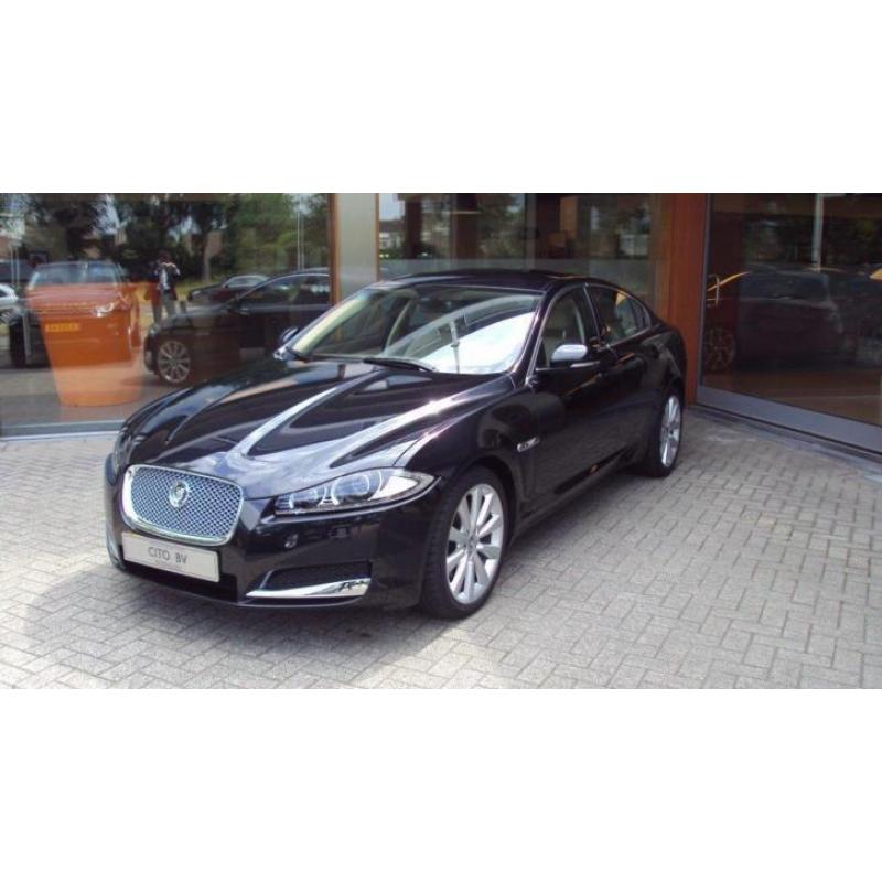 Jaguar XF 3.0D 240 PREMIUM BNS EDITION 37DKM! NIEUWPRIJS EUR