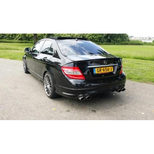 Mercedes C-Klasse 3.5 C350 Sedan AUT 2007 Zwart
