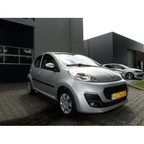 Peugeot 107 1.0 Active Nieuwe Model , Navigatie