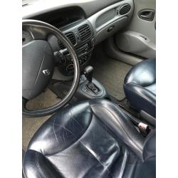 Renault Megane 1.6 cabrio loop of sloop