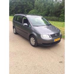 Volkswagen Touran 1.9 TDI 77KW 2005 Grijs