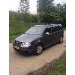 Volkswagen Touran 1.9 TDI 77KW 2005 Grijs