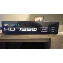 AMD RADEON HD7990 (2 jaar oud, werkt nog perfect!)