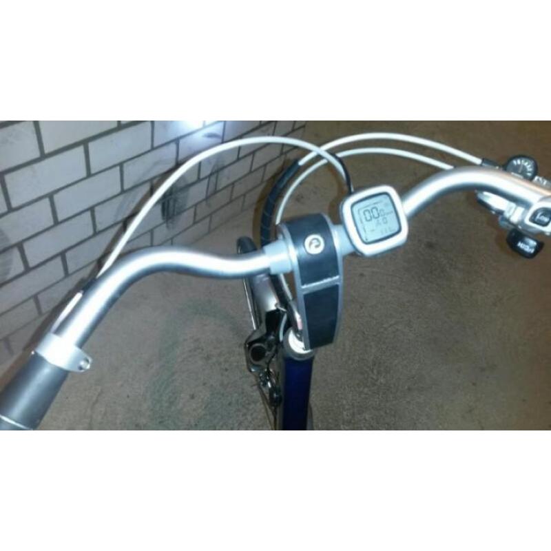 Te koop of te ruil brommer batavus padova easy