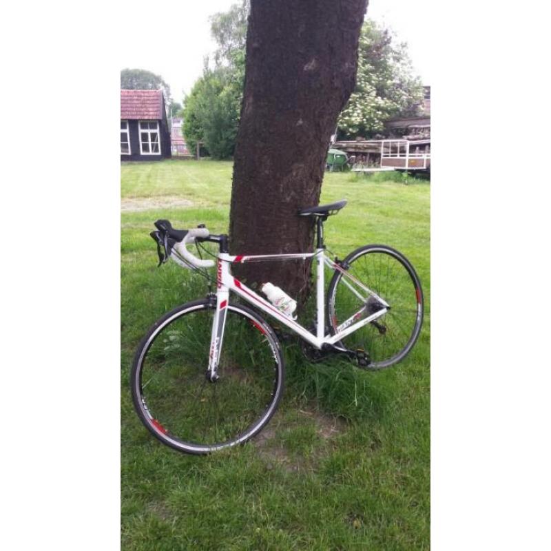 Giant Defy 3 Racefiets