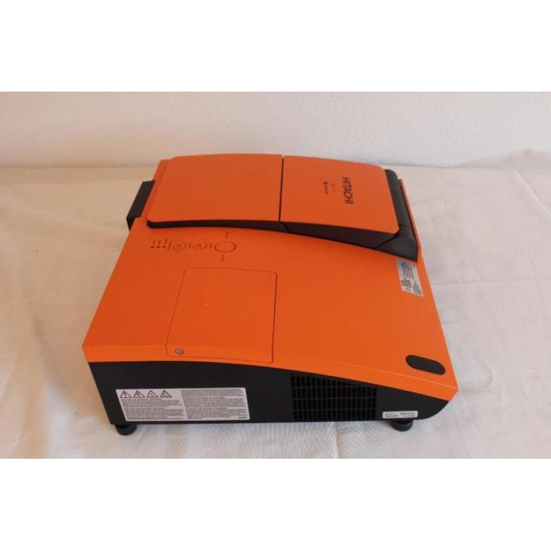 F060-Beamer Hitachi ED-111