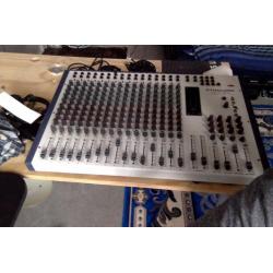 16 Kanaals Mixer: Dynacord MCX 16.2