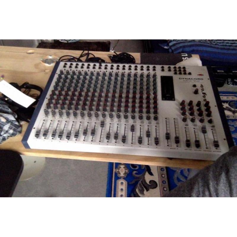 16 Kanaals Mixer: Dynacord MCX 16.2