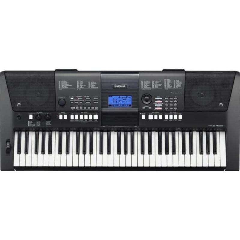 Mooie Yamaha PSR E423.