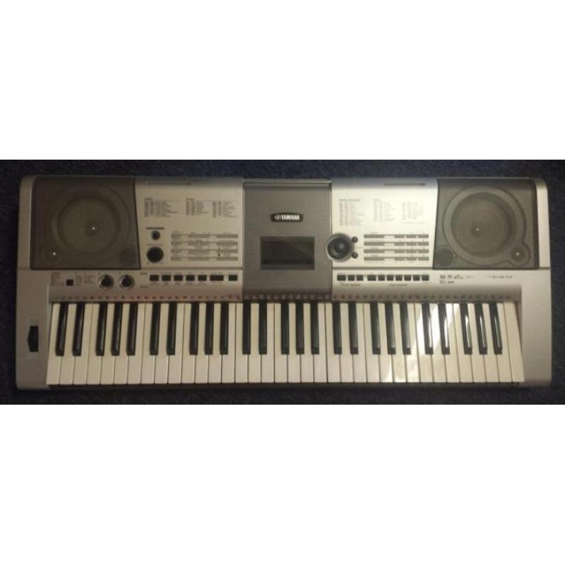 Te koop: Yamaha PSR-E403