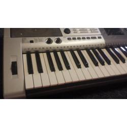 Te koop: Yamaha PSR-E403