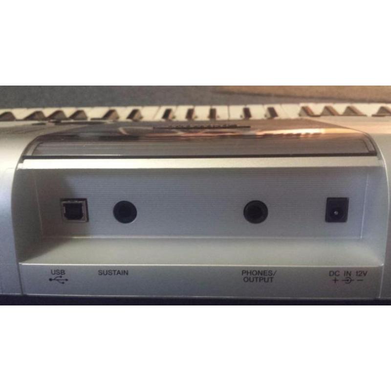 Te koop: Yamaha PSR-E403