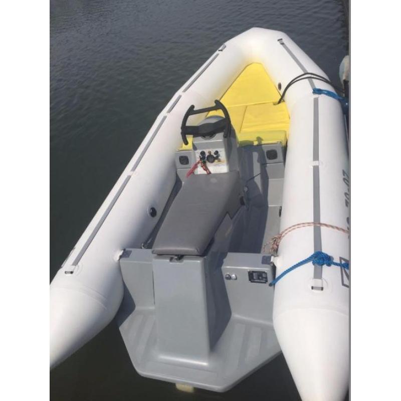 Zodiac Projet 420 RIB (jet aandrijving)