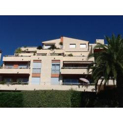 Magnifiek appartement met vrij zeezicht aan de Côte d'Azur