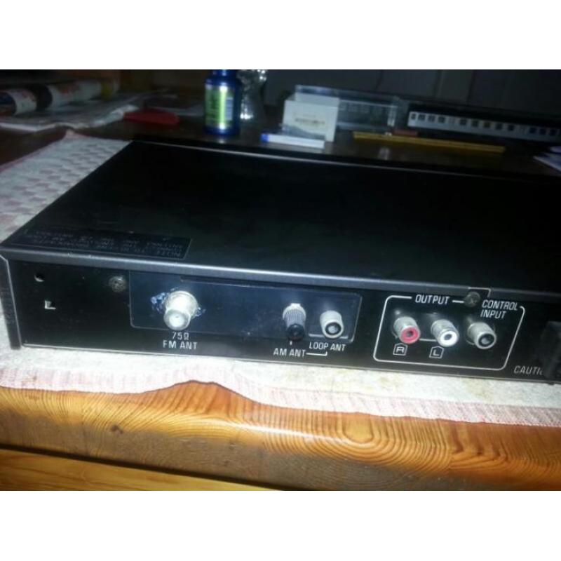 Technics FM AM Stereo Tuner Model ST S707
