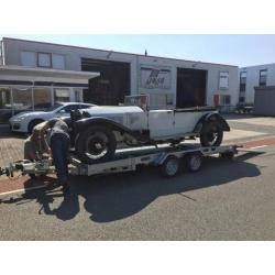 Autoambulance/autotransporter laag model rijplaten op rol