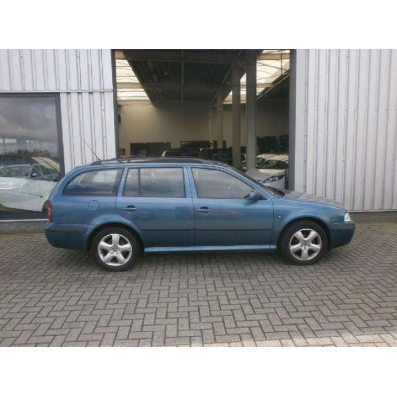 Skoda Octavia 1.6 Collection lima l.m. cruise (bj 2003)