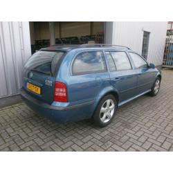 Skoda Octavia 1.6 Collection lima l.m. cruise (bj 2003)