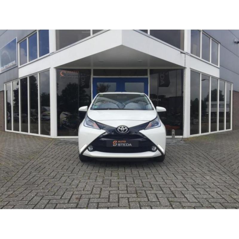 Toyota Aygo 1.0 VVT-i x-play 5drs (bj 2014)