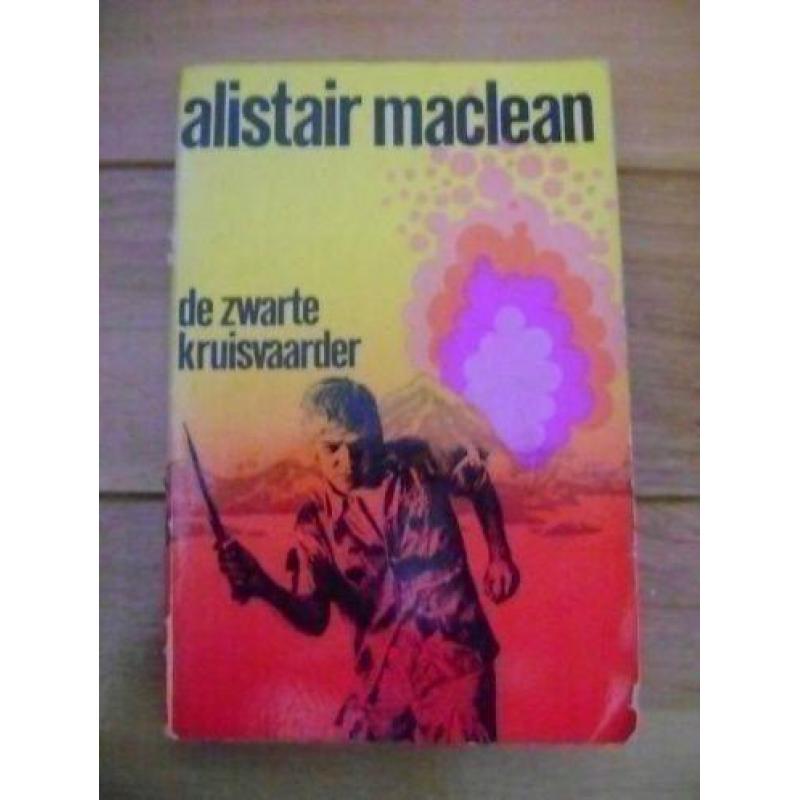 alistair maclean--de zwarte kruisvaarder