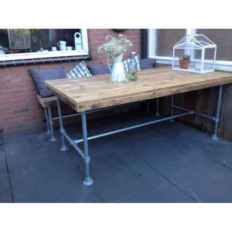 Tuintafel steigerhout/steigerbuis