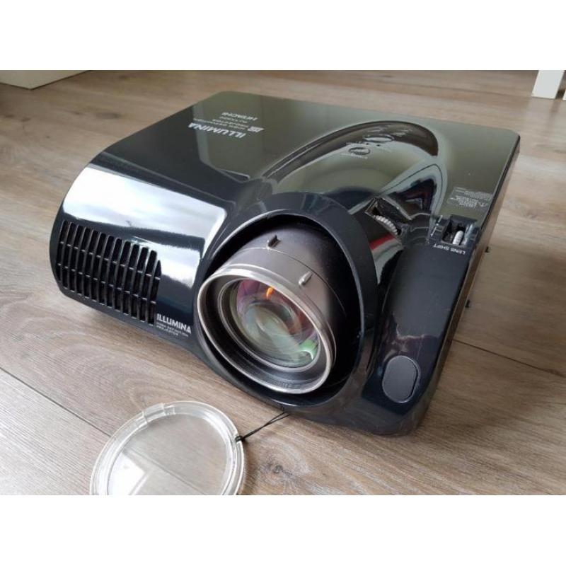 Hitachi LCD beamer
