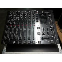 Behringer DX2000
